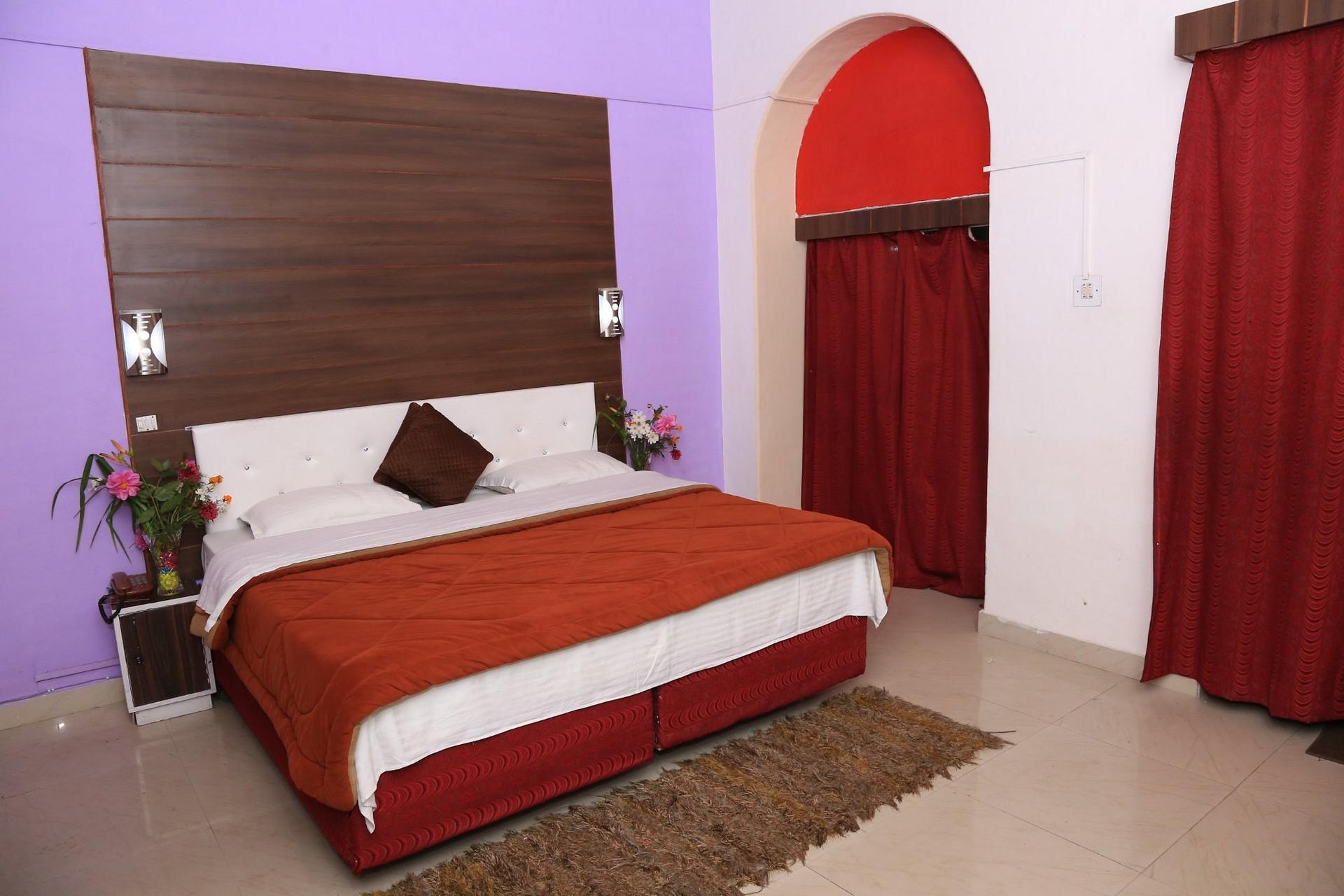 Prince Hotel – photo 3