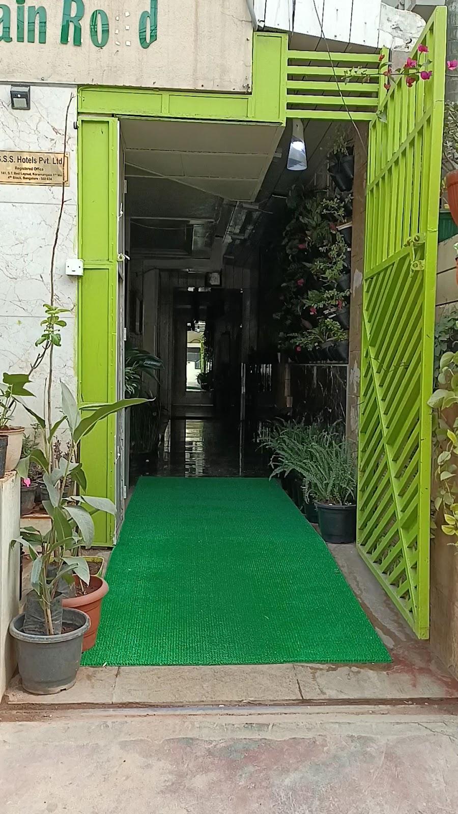 The Bouvice Hotel – photo 2