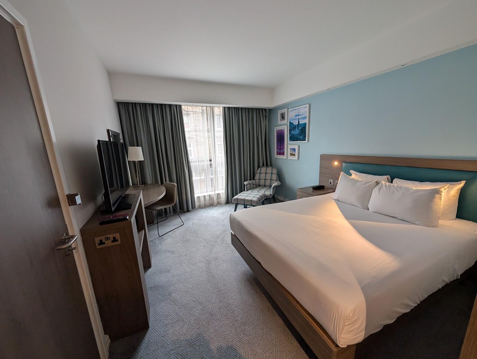 Hampton by Hilton Edinburgh West End – photo 3