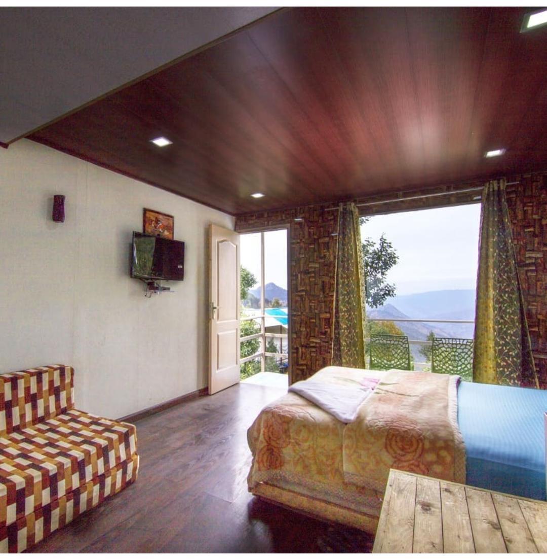 Hotel Himalayan Club – photo 3
