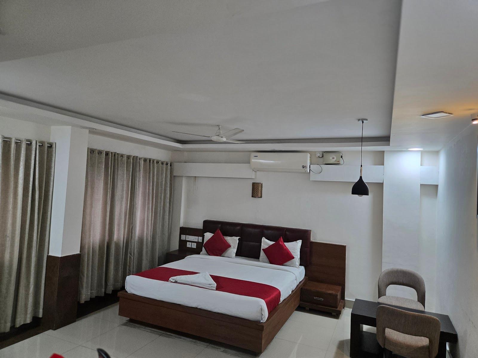 Hotel Soorya Castle – photo 2