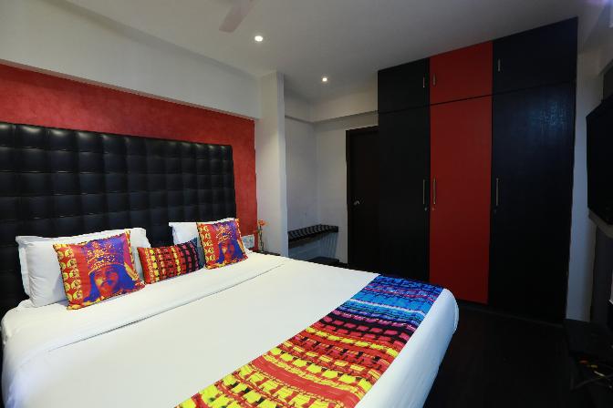 Bollywood Design Hotel - Landmark Suites – photo 2