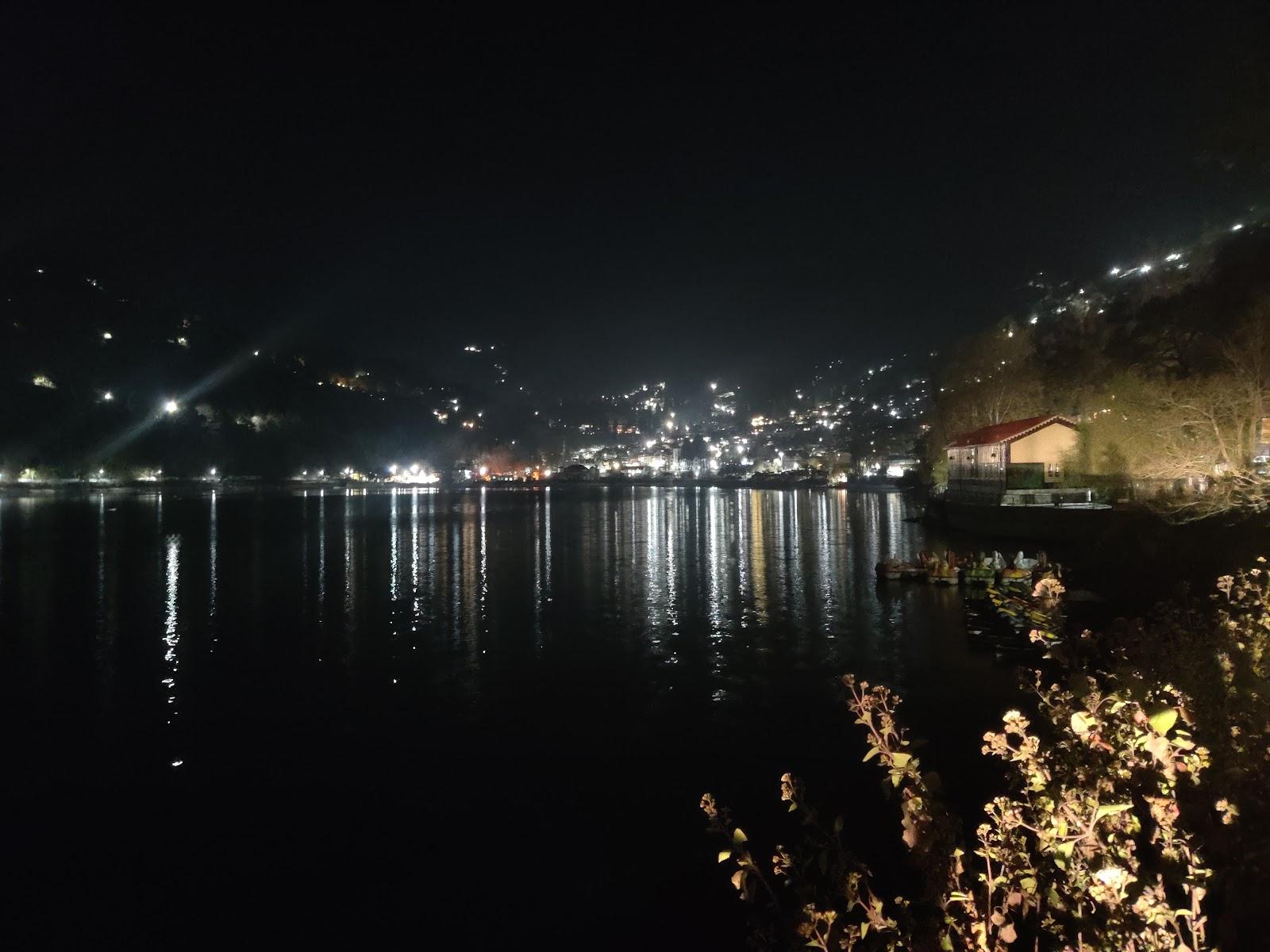 Naini lake Hotel – photo 2