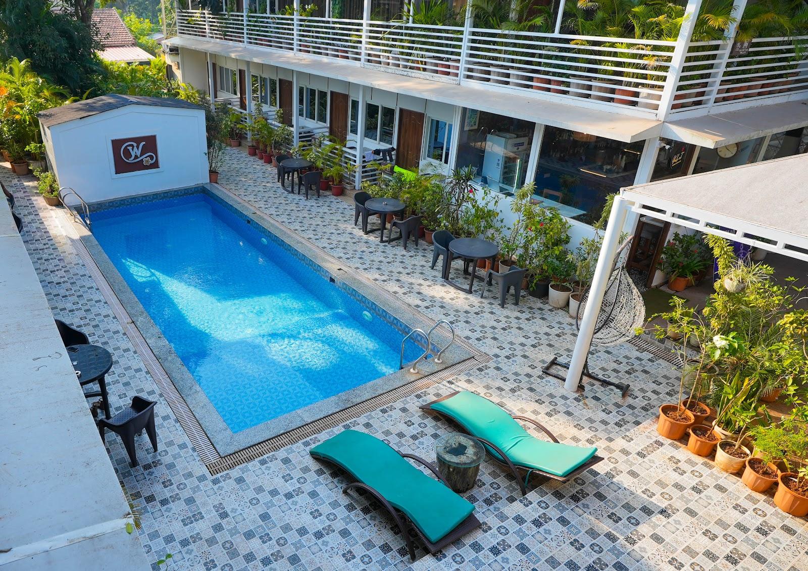 White Flower Cottages - Resort Near Vagator Beach