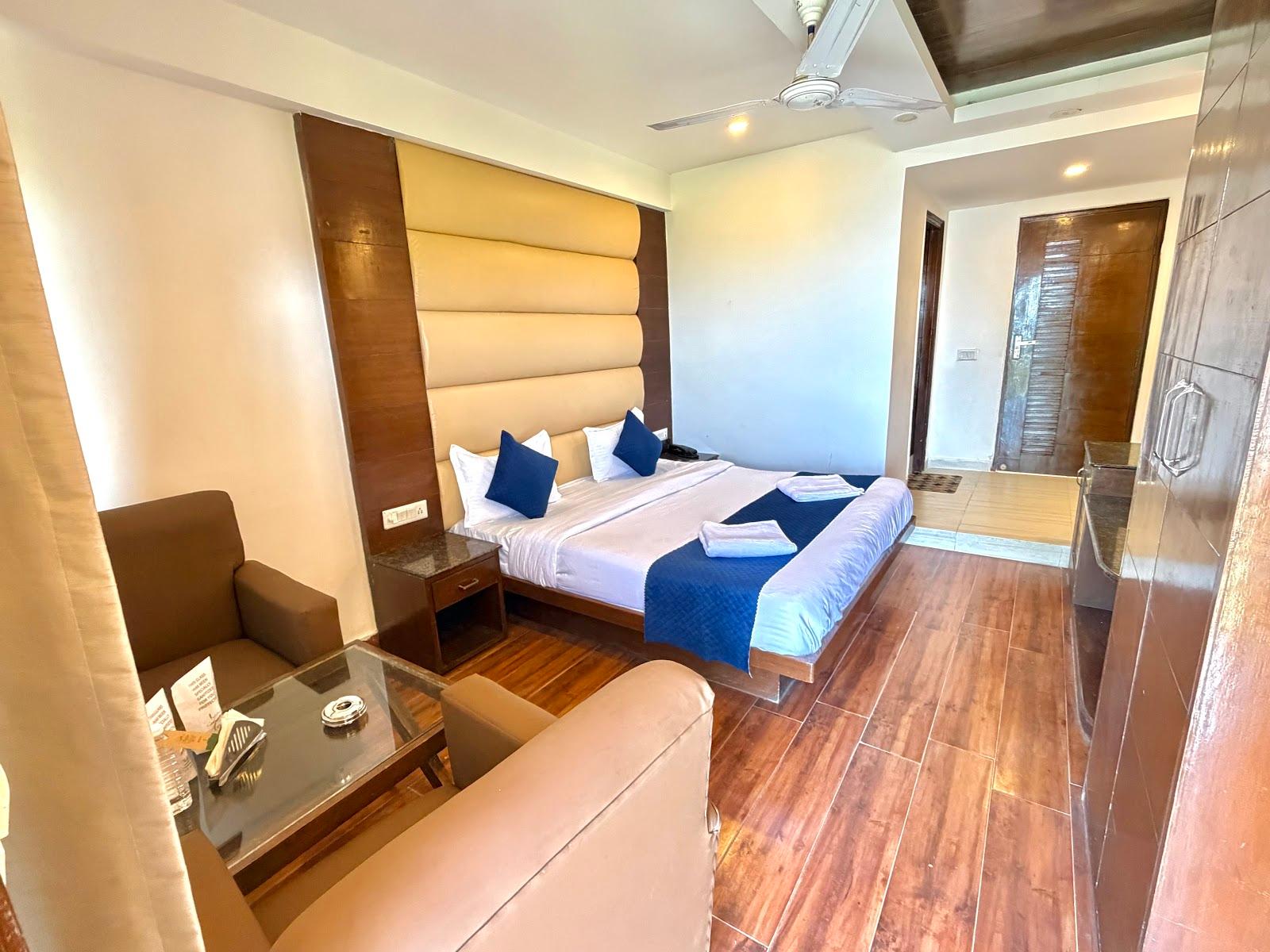Hotel Aashna by Savitri Sons – photo 2