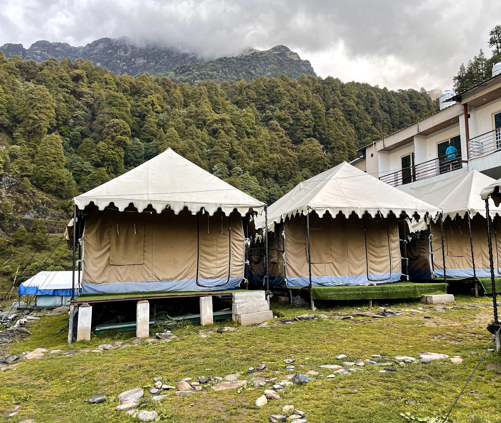 Home away camps and cafe – photo 1