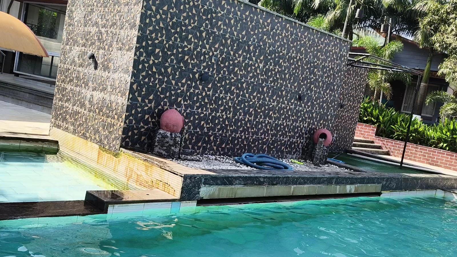 Rainforest Resort – photo 2