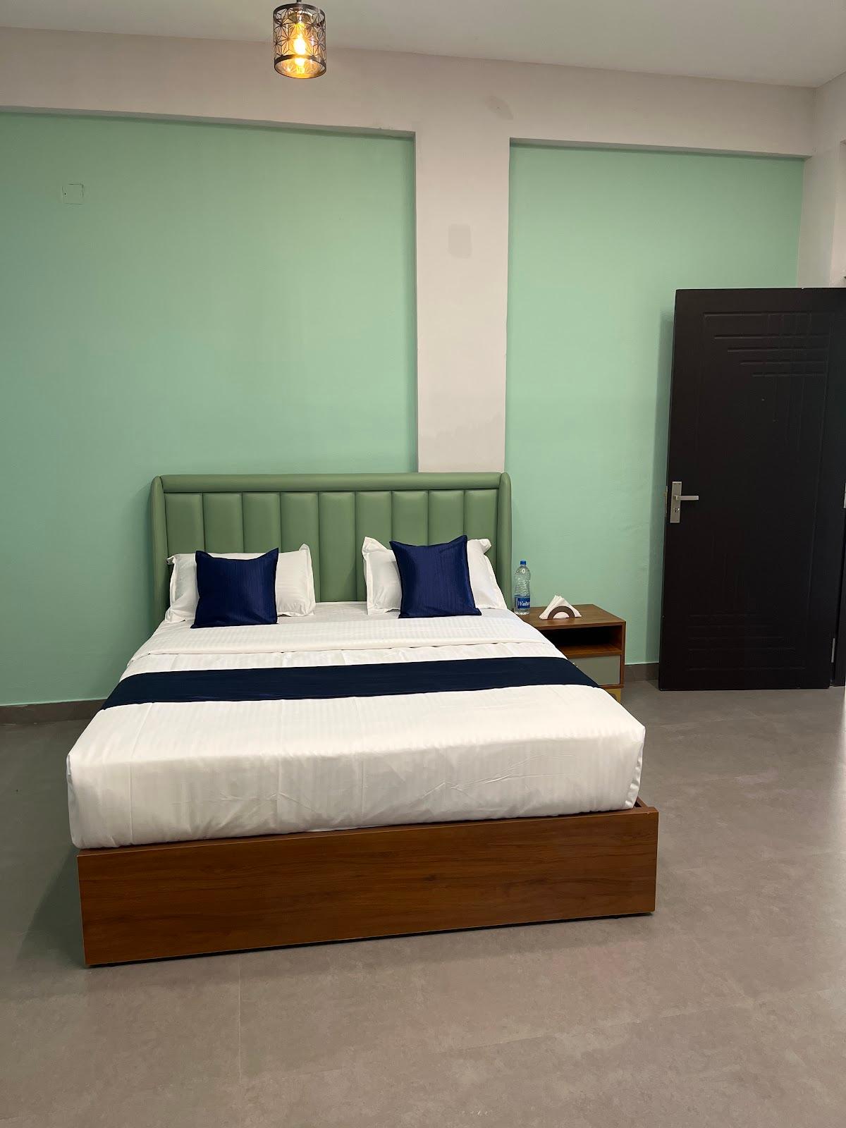 Cameo Rooms – photo 2