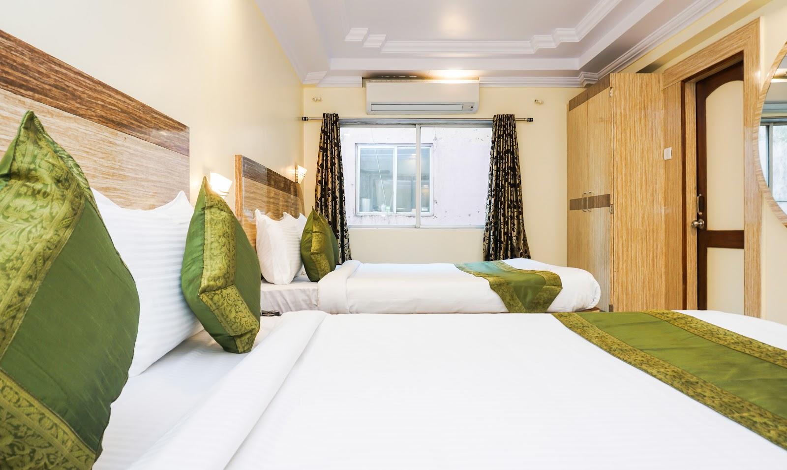 Treebo Hillway Inn Main Market – photo 2