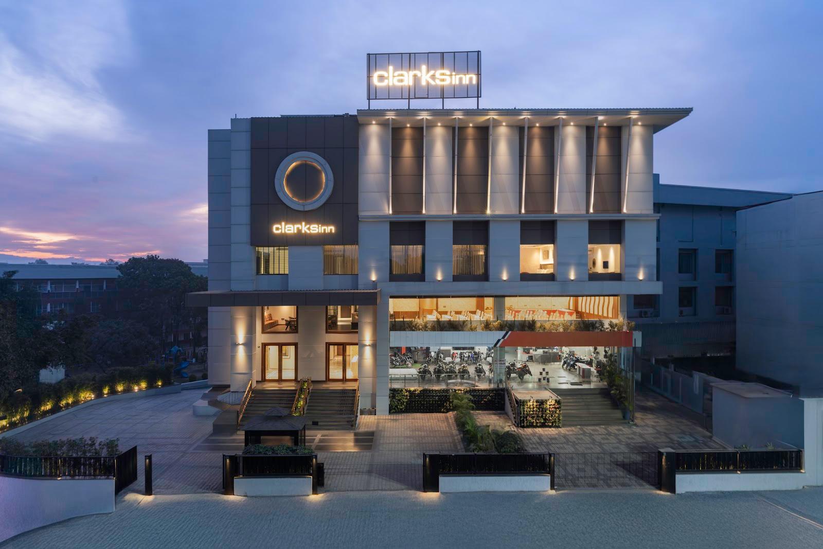 Clarks Inn Dehradun – photo 1