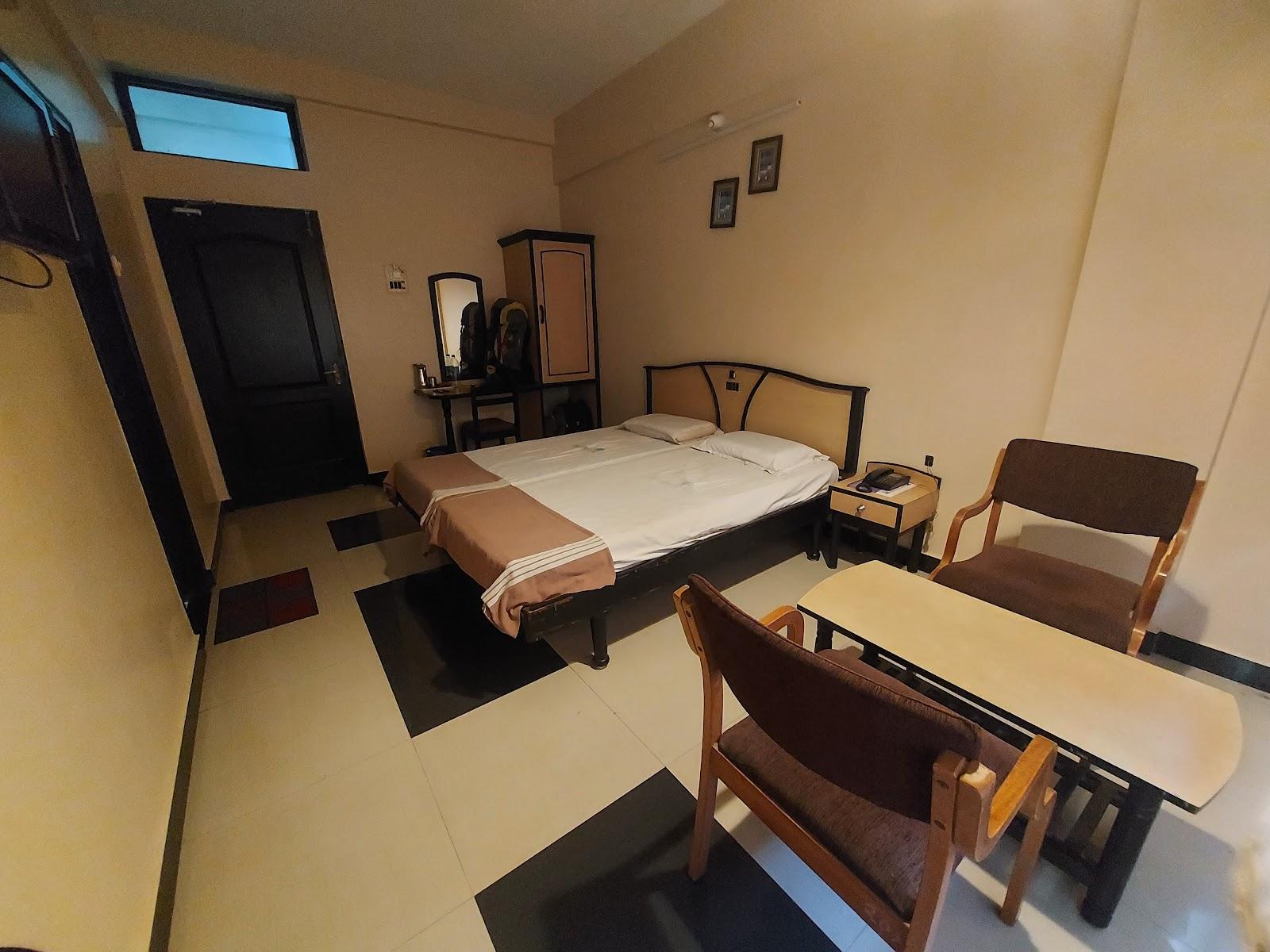 Hotel Pandurang International – photo 2