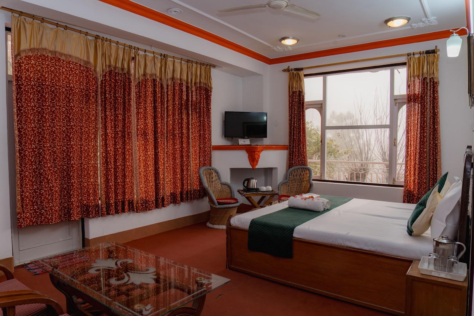 Hotel Victoriya Palace – photo 3