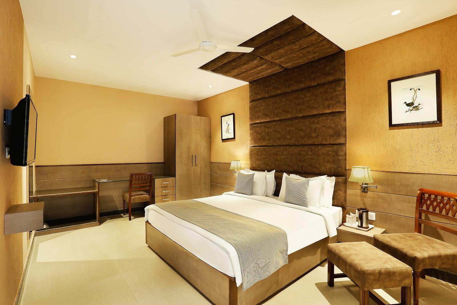 The Manor Bareilly Hotel – photo 3