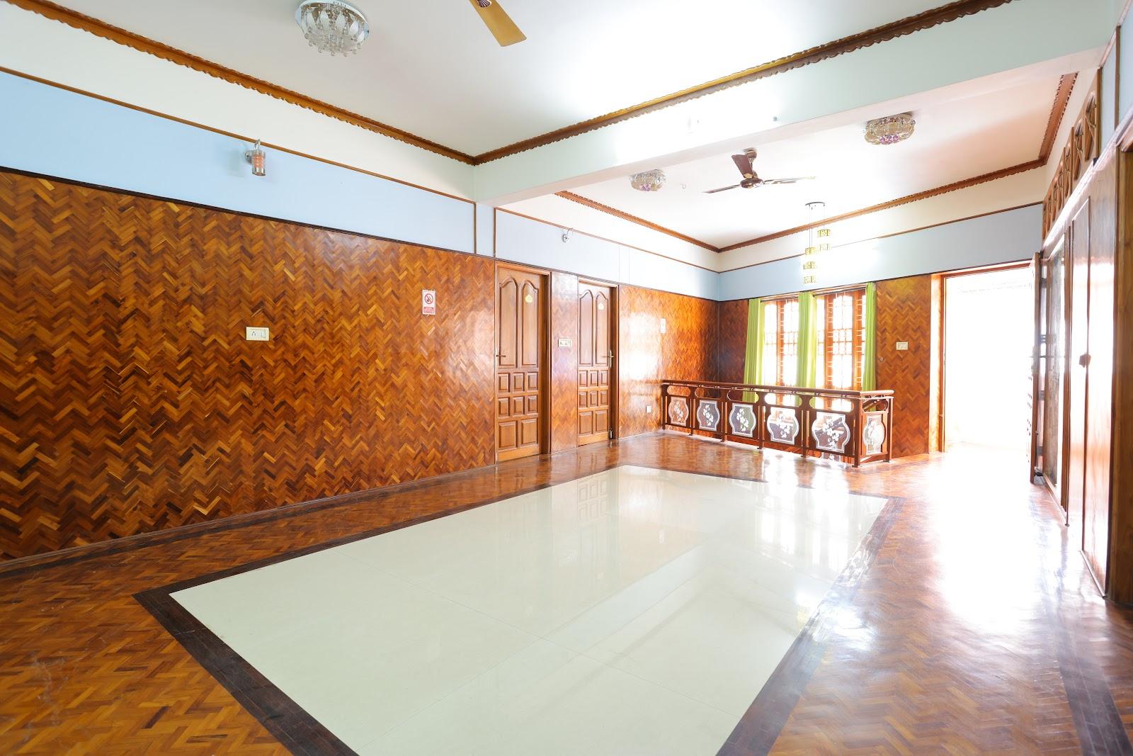Elegant Hotels and Stays – photo 4