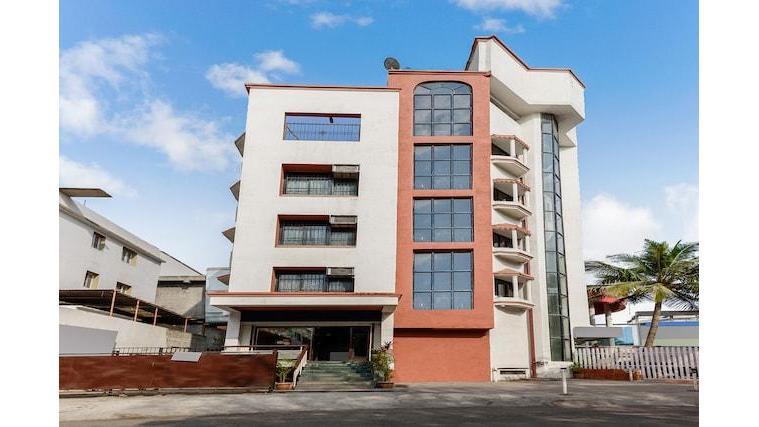 OYO 10416 Hotel Arts Executive – photo 1
