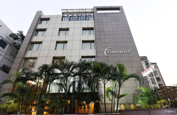 The CORPORATE – photo 1