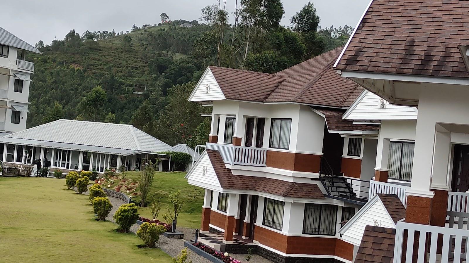 Golden Fern Resort – photo 2