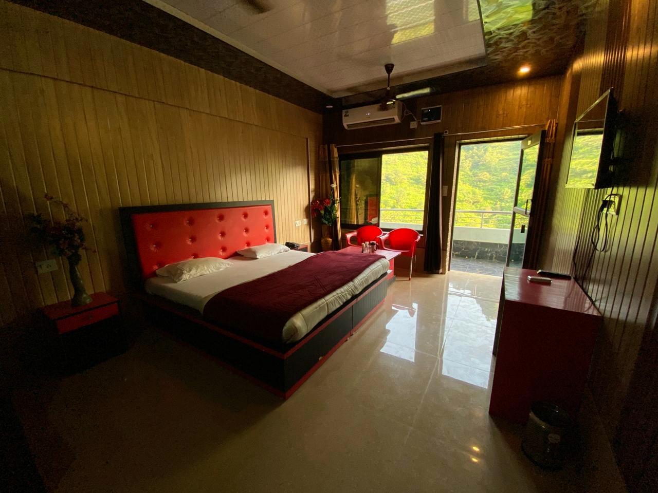 Yamkeshwar Mahadev Resort & Restaurant – photo 4