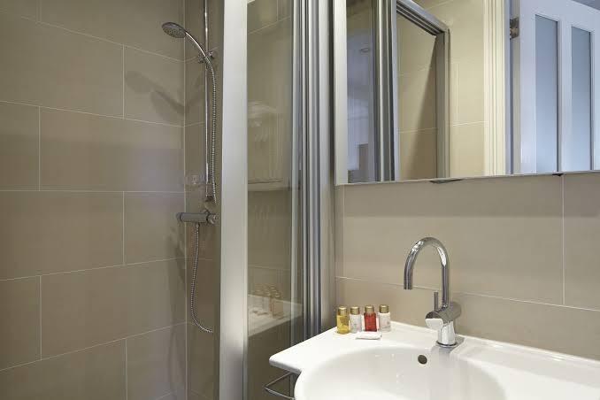 Hotel No. 377 House – photo 3