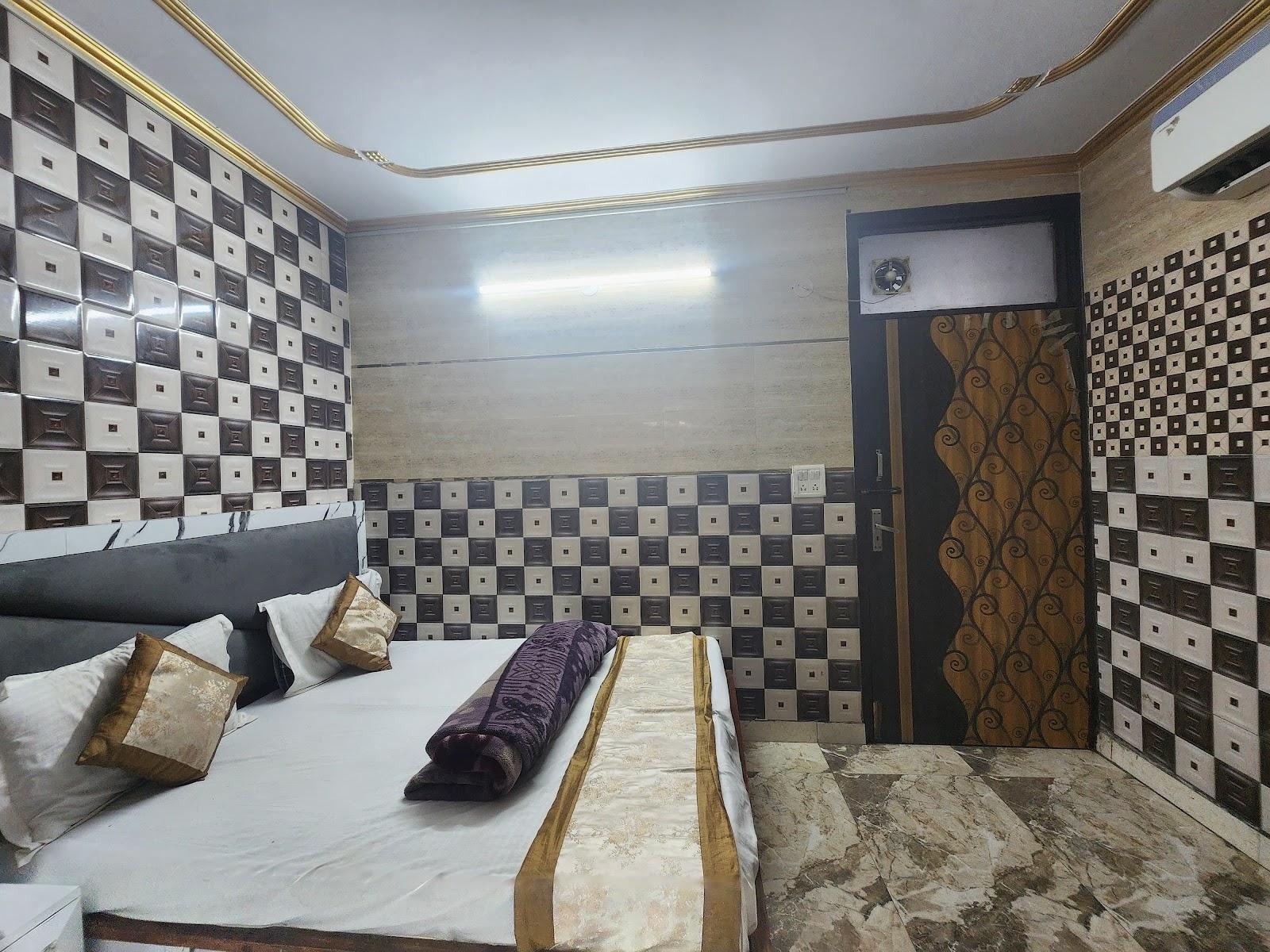 Surya Inn – photo 3
