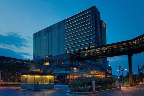 Sheraton Grand Bangalore Hotel at Brigade Gateway – photo 1