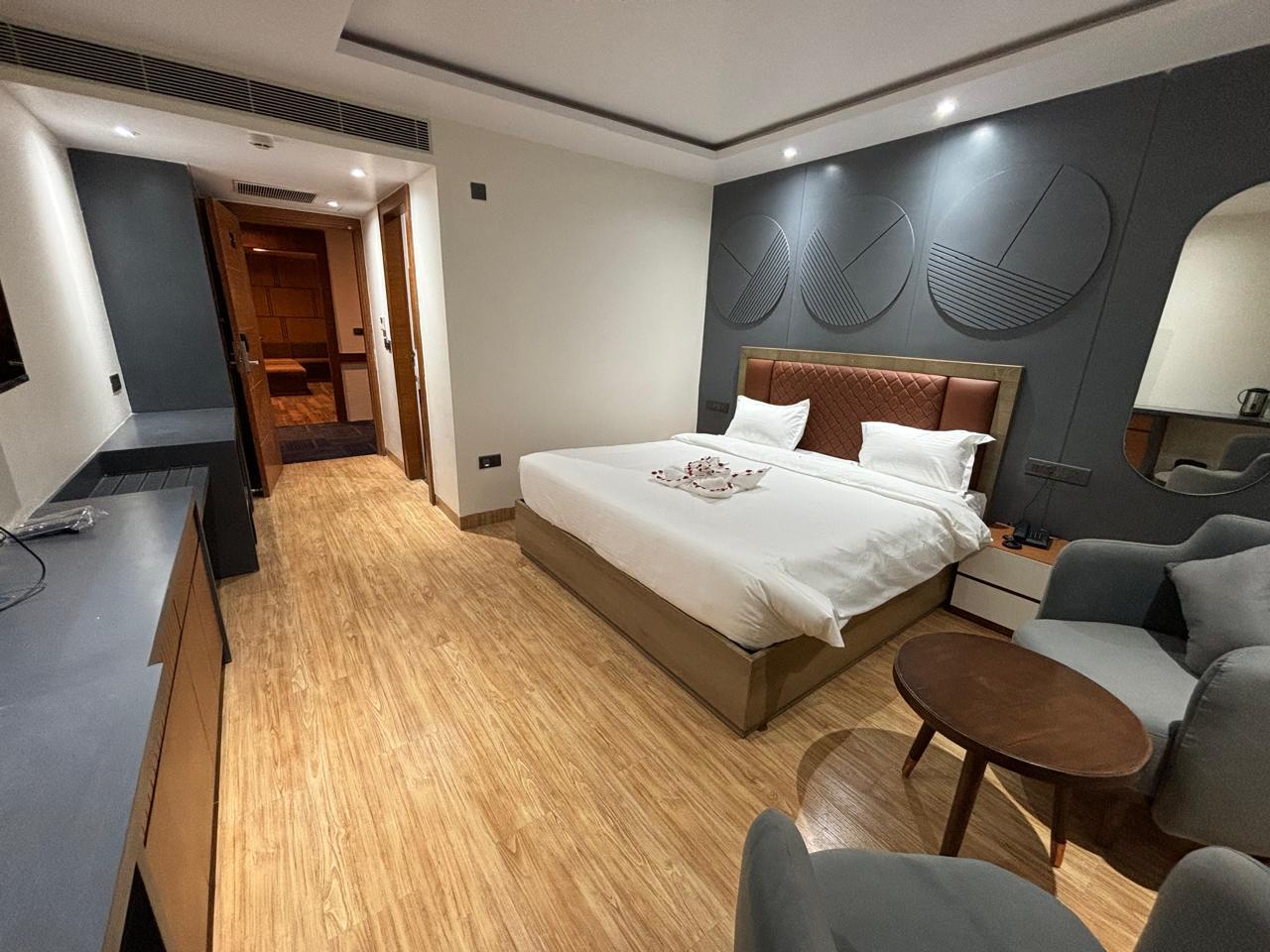 Hotel Elara – photo 2