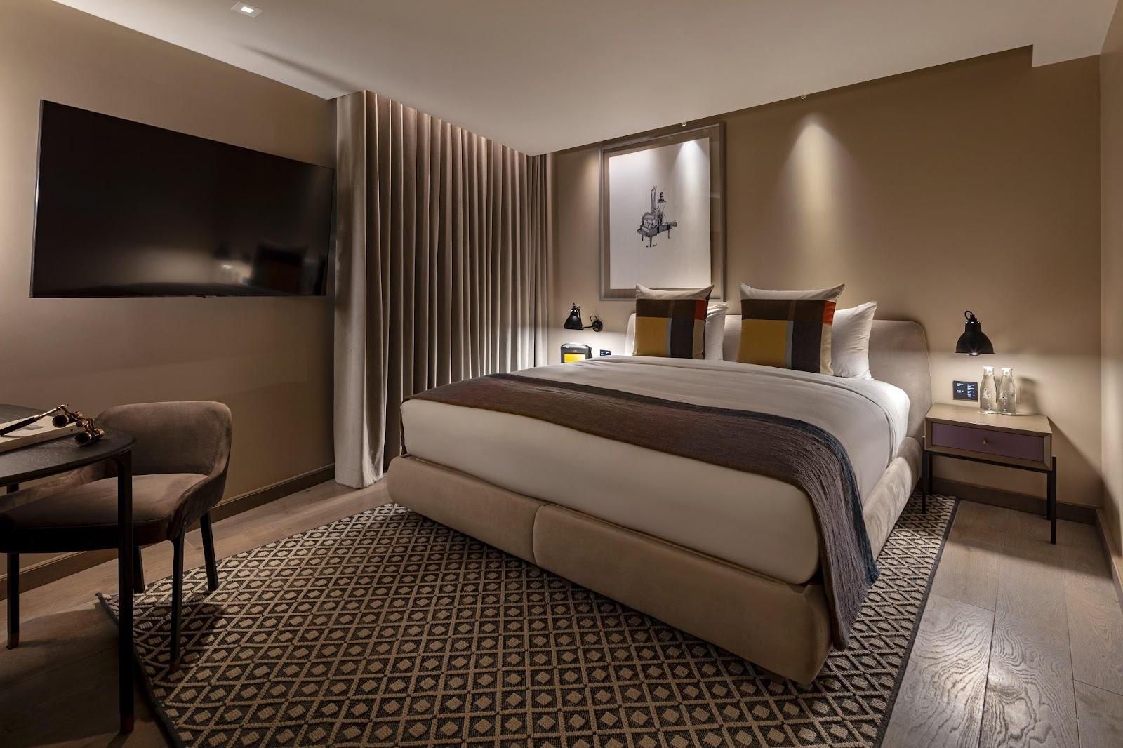 The Londoner Hotel – photo 4