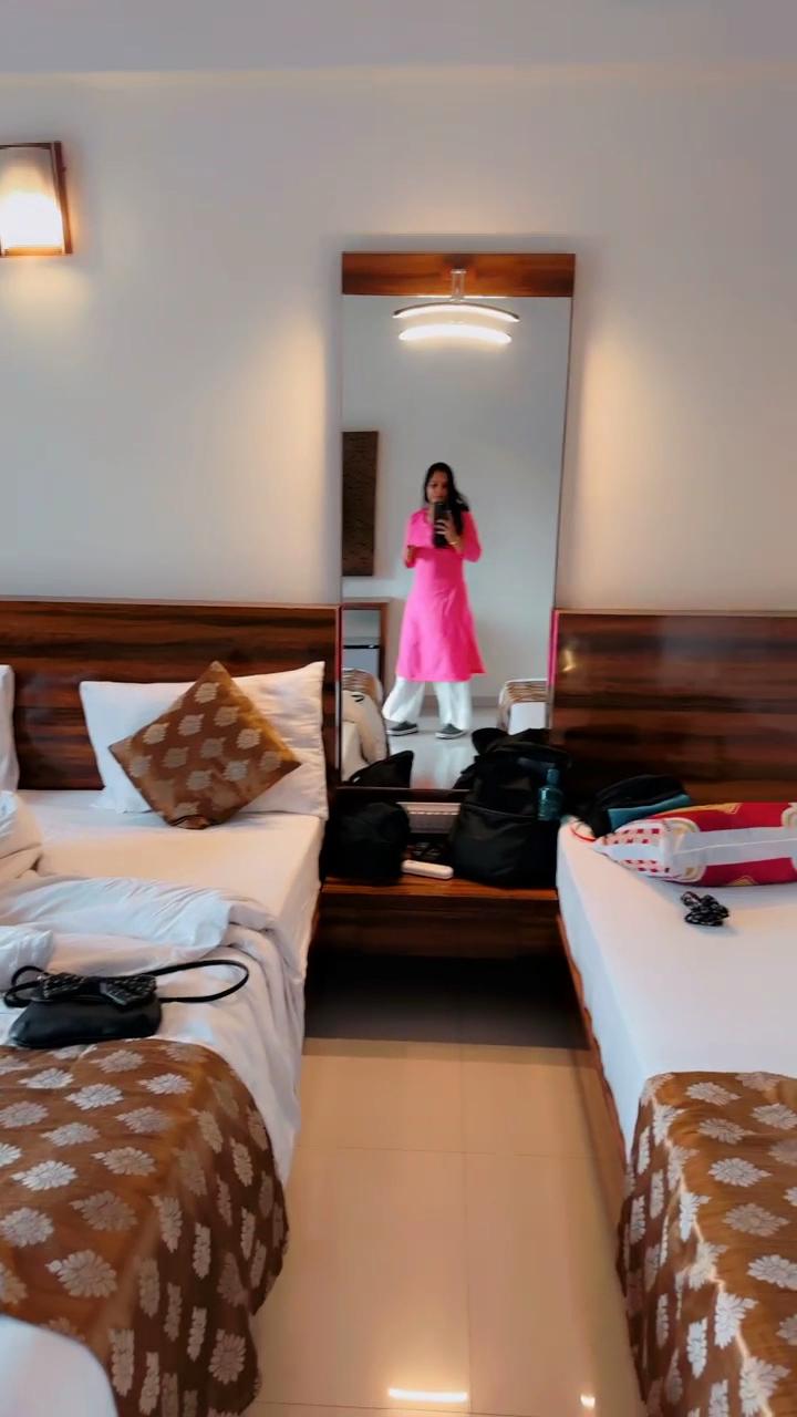 Mount Bliss Hotel – photo 2