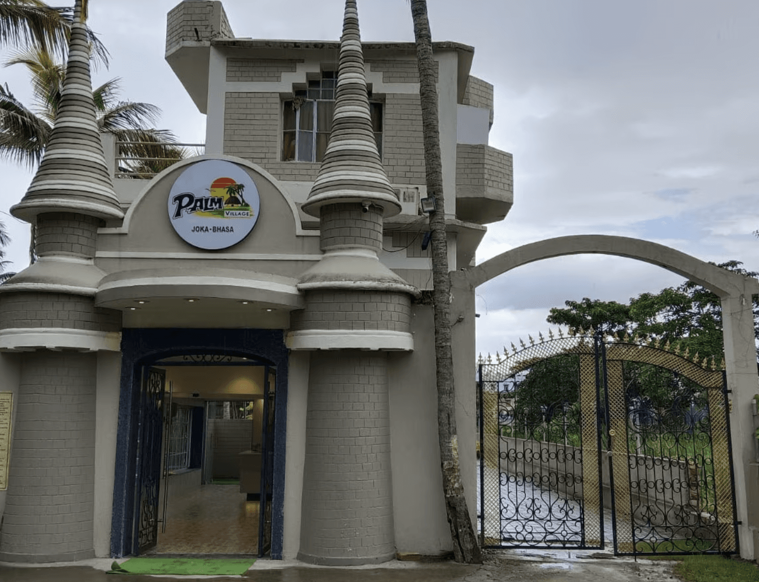 Palm Village Resort – photo 1