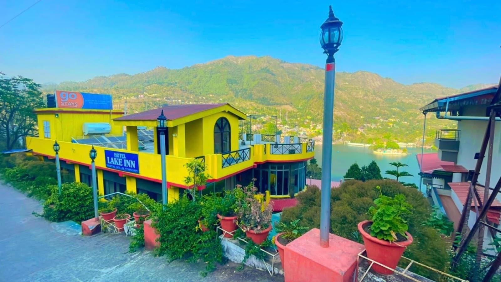 Hotel Lake Inn