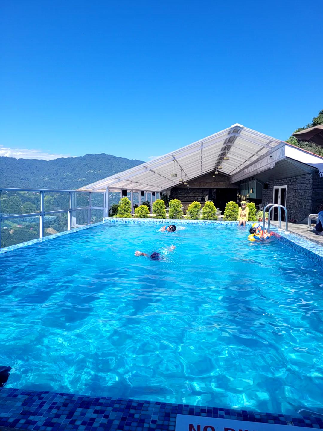 Ramada by Wyndham Gangtok Hotel & Casino Golden – photo 4