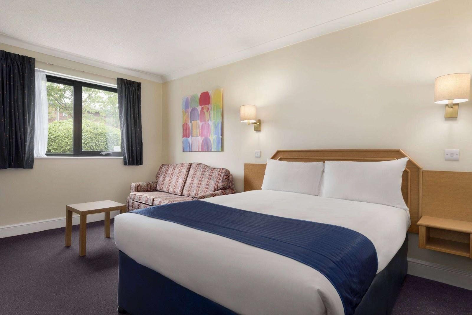 Days Inn by Wyndham Stafford – photo 3