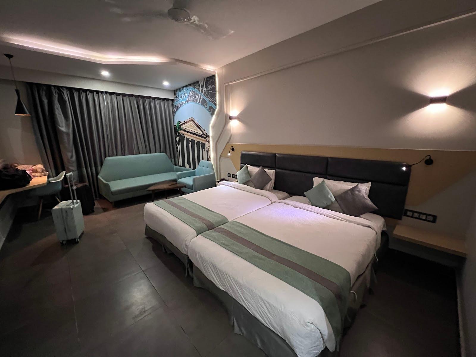 THE CENT HOTEL – photo 3