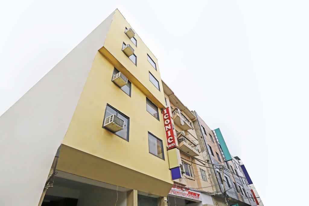 HOTEL ICONIC – photo 1