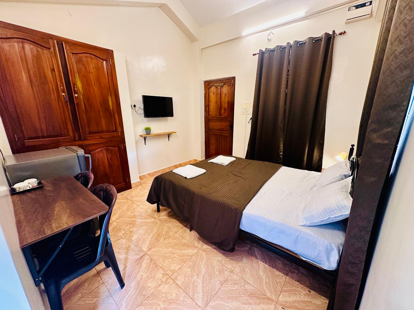 Caroline Guest House – photo 2