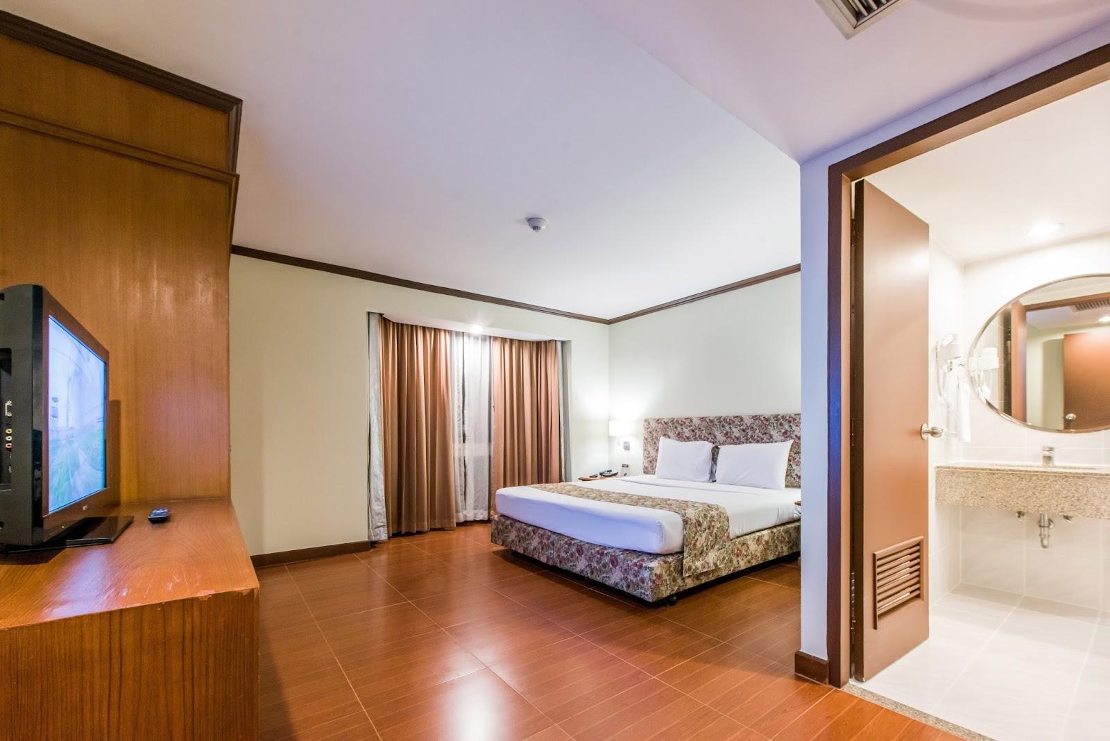 Omni Tower Sukhumvit Nana – photo 3