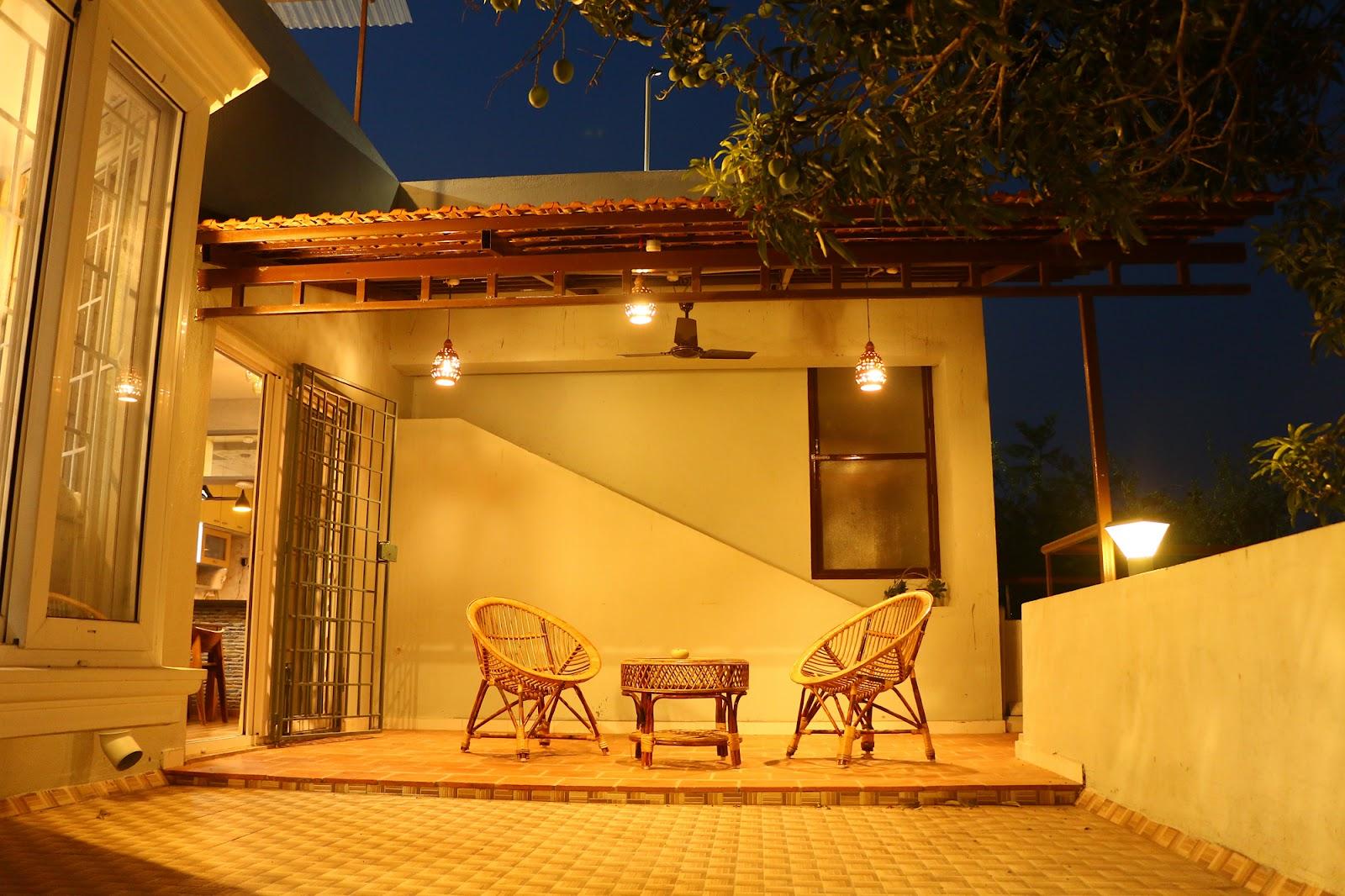 Penthouse 2BHK with Bathtub and Terrace – photo 1