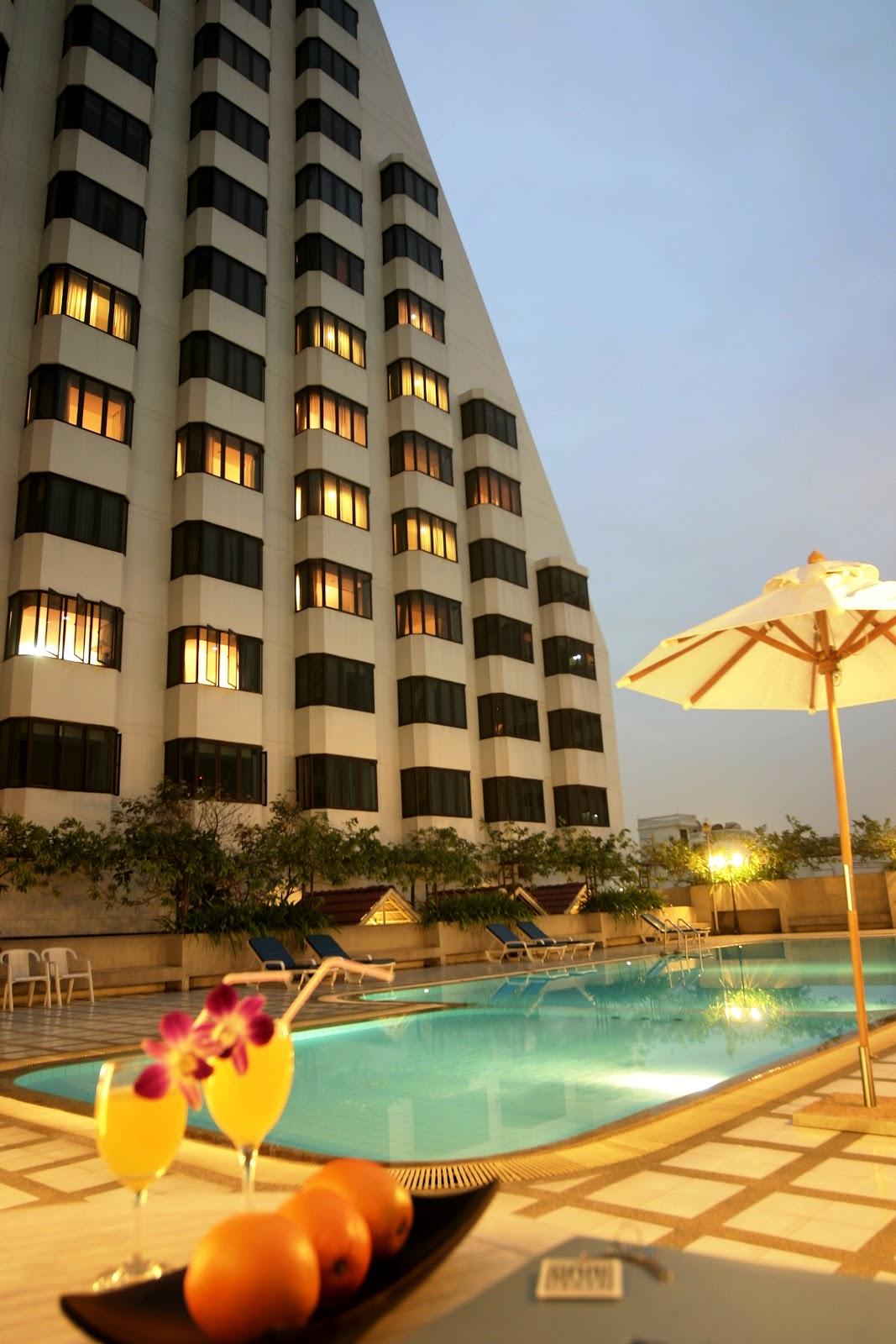 Omni Tower Sukhumvit Nana – photo 1
