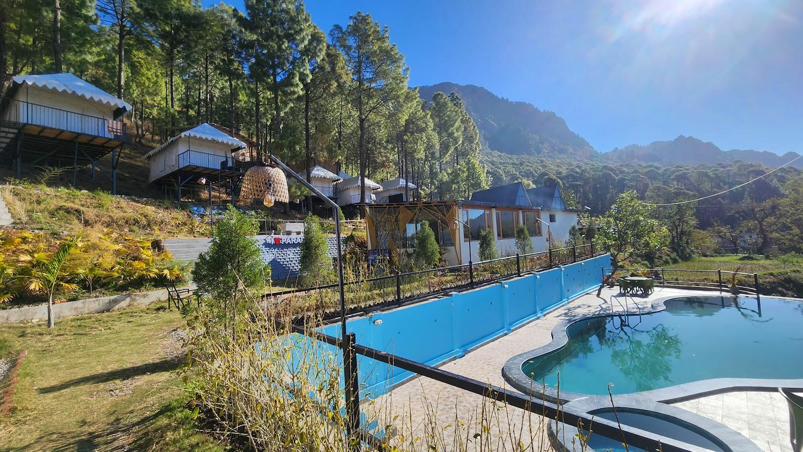 THE PARADISE POOL RESORT – photo 4