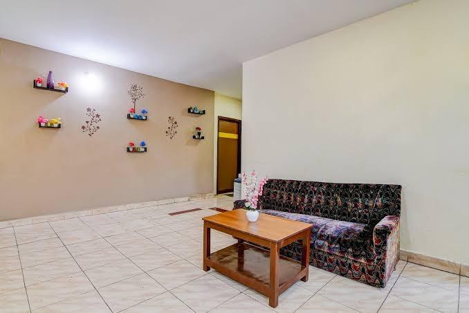 Hotel O by OYO Akkayaplem Near Railway Station – photo 4