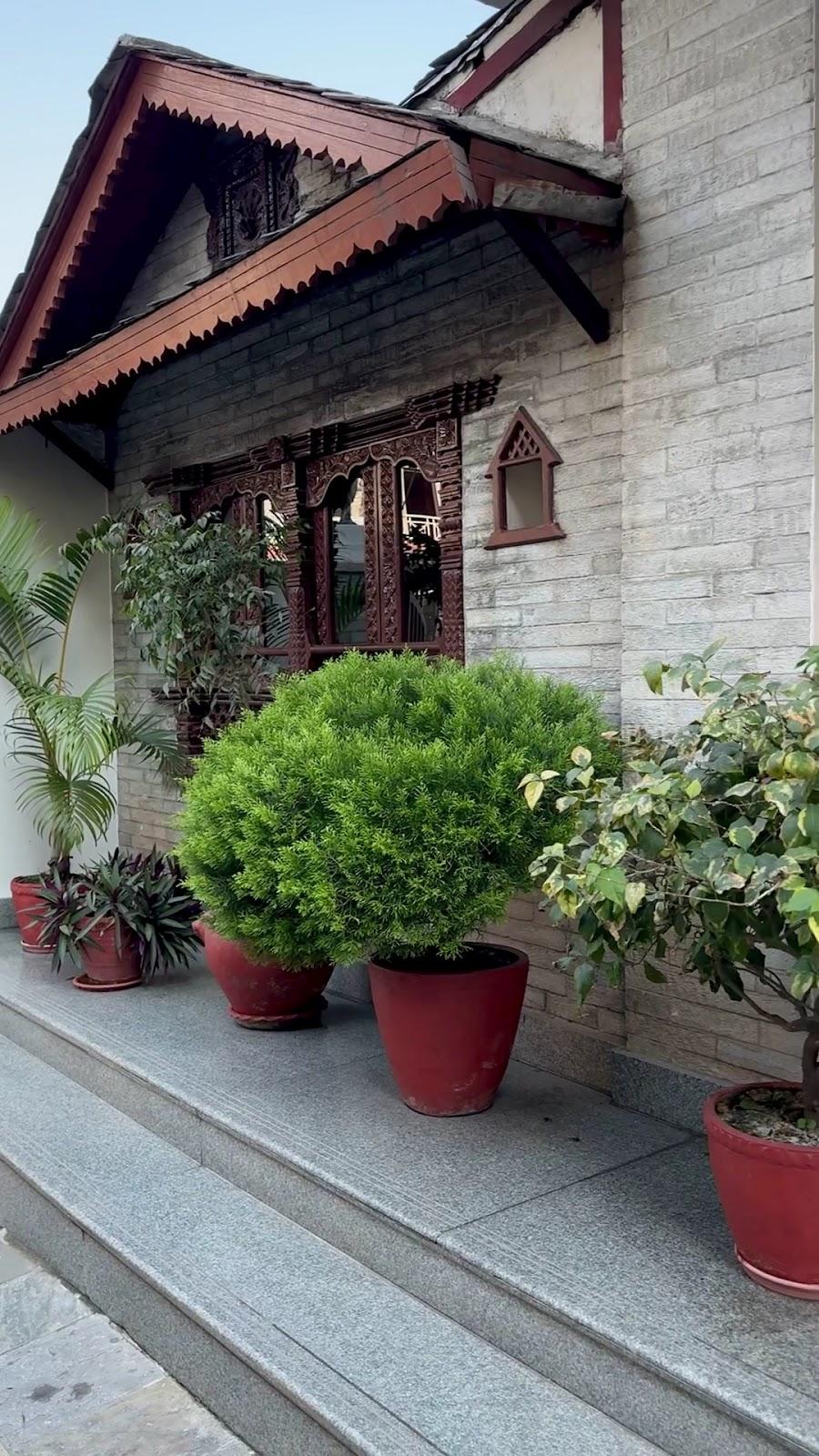 Hotel White Pearl Pokhara – photo 2