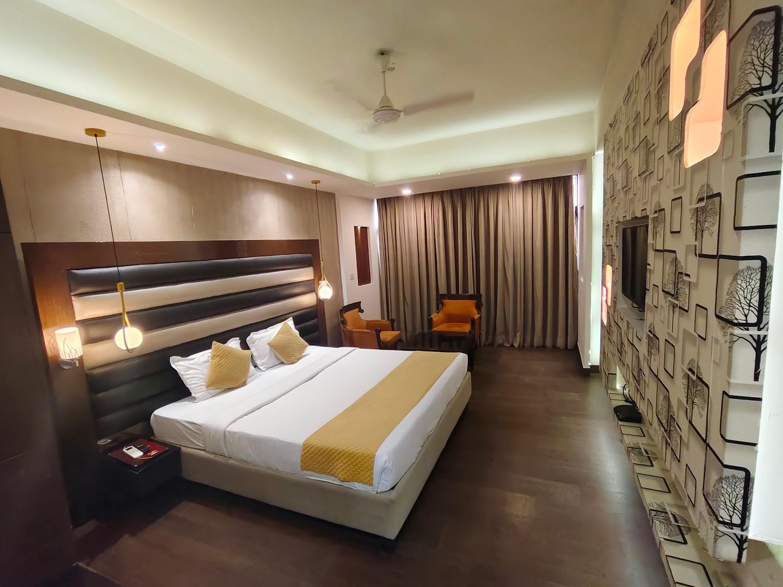Hotel KC Residency – photo 3