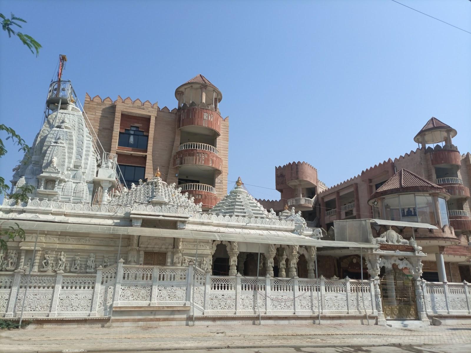 Dhanera Bhuvan – photo 1