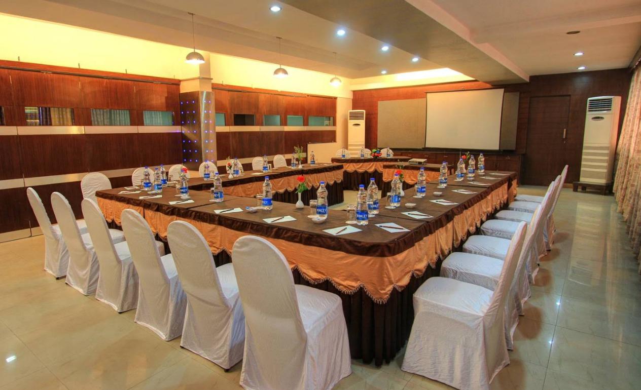 U by Z Hotels, Richmond Circle – photo 4