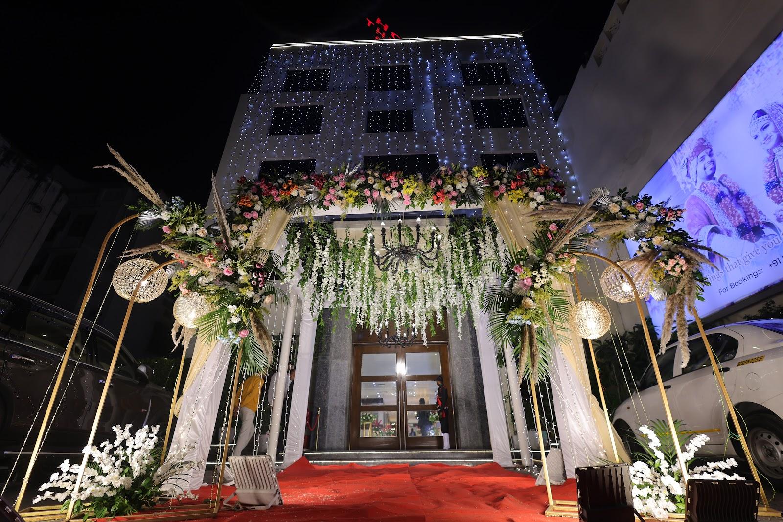 The Grand Radiant-3 Star Hotel in Lucknow – photo 1