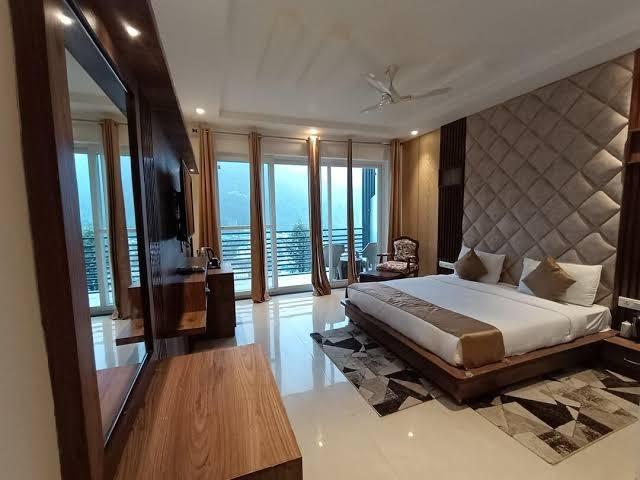 RR HOTEL & RESORT – photo 4