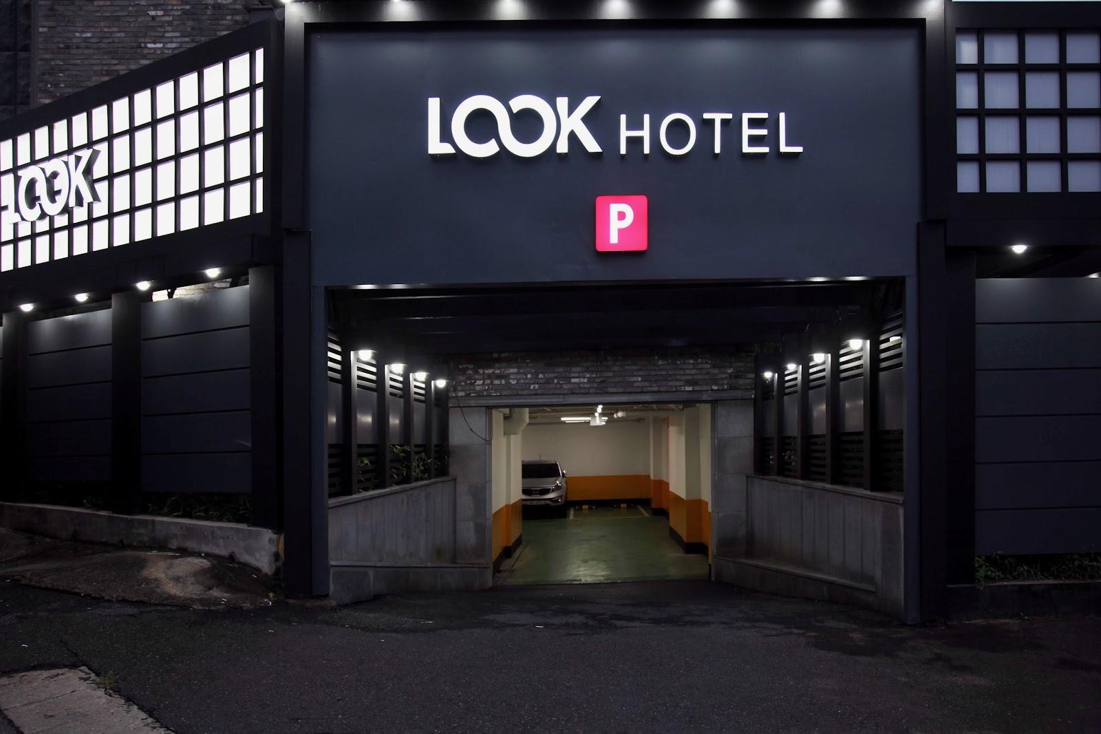 Hotel Look – photo 1
