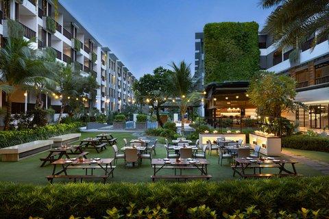 Courtyard by Marriott Bali Seminyak Resort – photo 1
