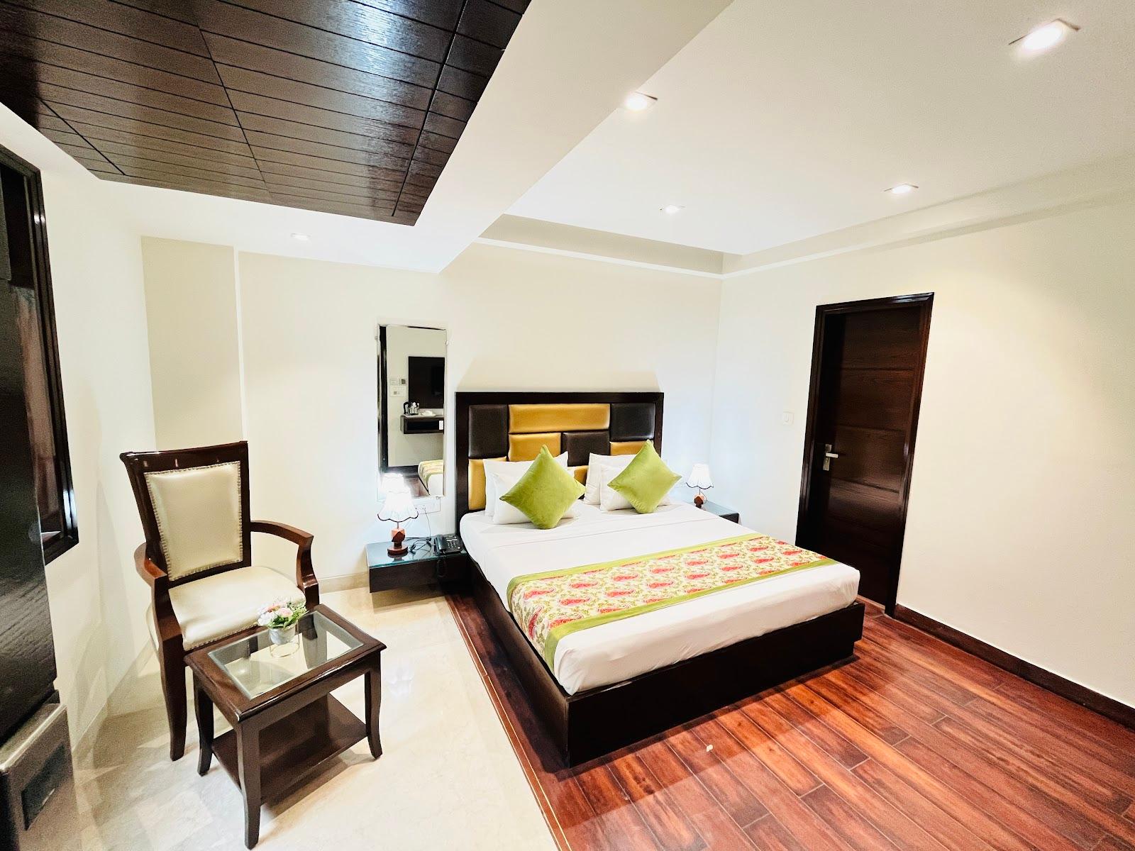 Hotel Aura IP Grand Karkardooma – photo 3