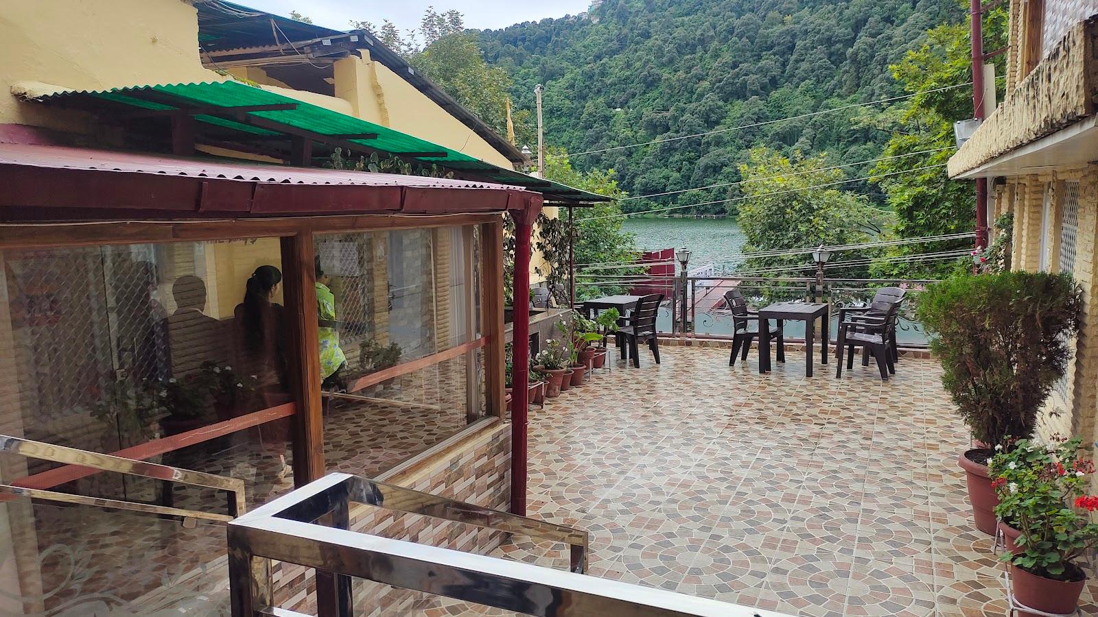 Hotel Capri – photo 1